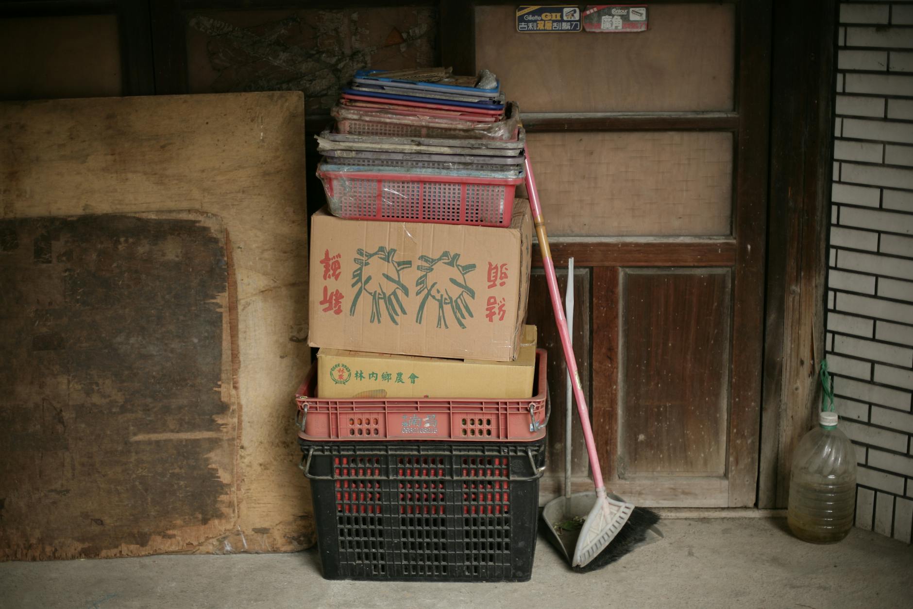 Cover image for: Stronger US Retail Sales Test the ‘Tired Consumer’ Narrative