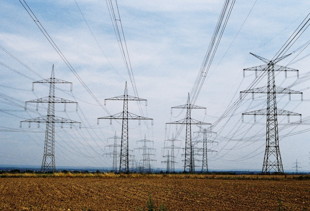 Cover image for: Utah’s Mega-Datacenter Approval Triggers Backlash Over Scale and Scarcity