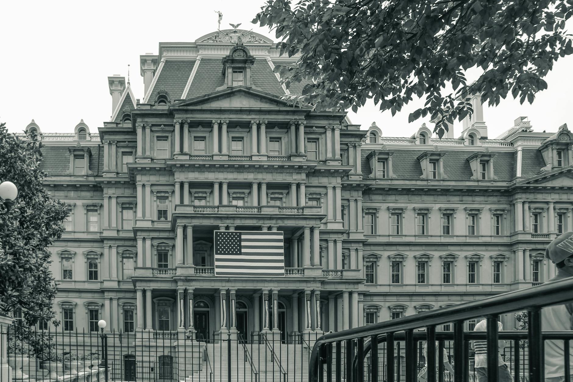 Cover image for: Trump Signs Executive Order Targeting College Sports Rules